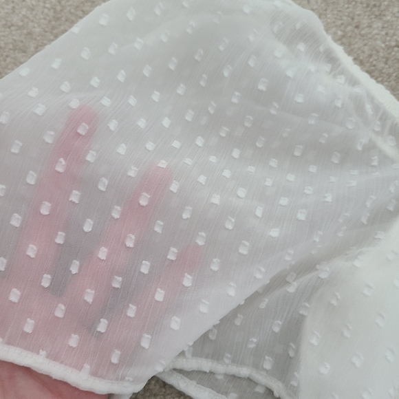 Abercrombie & Fitch white cropped top Size small - Picture 6 of 7